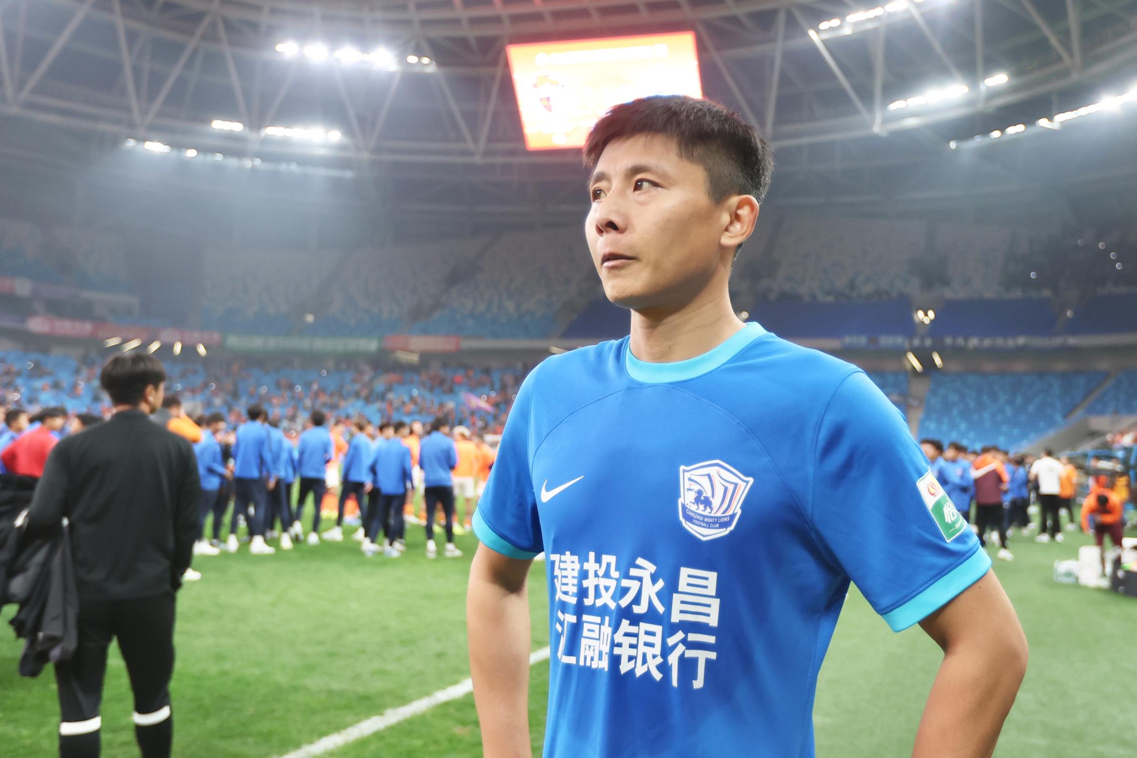 今天第5個！鄭凱木質(zhì)疑滄州：連續(xù)四年欠球員工資，還能過準(zhǔn)入？